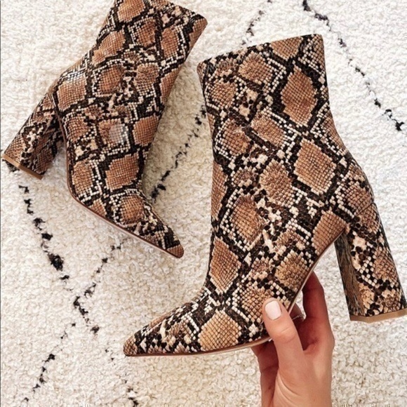 STEVE MADDEN Pixie Ankle Boots animal print - Picture 1 of 12